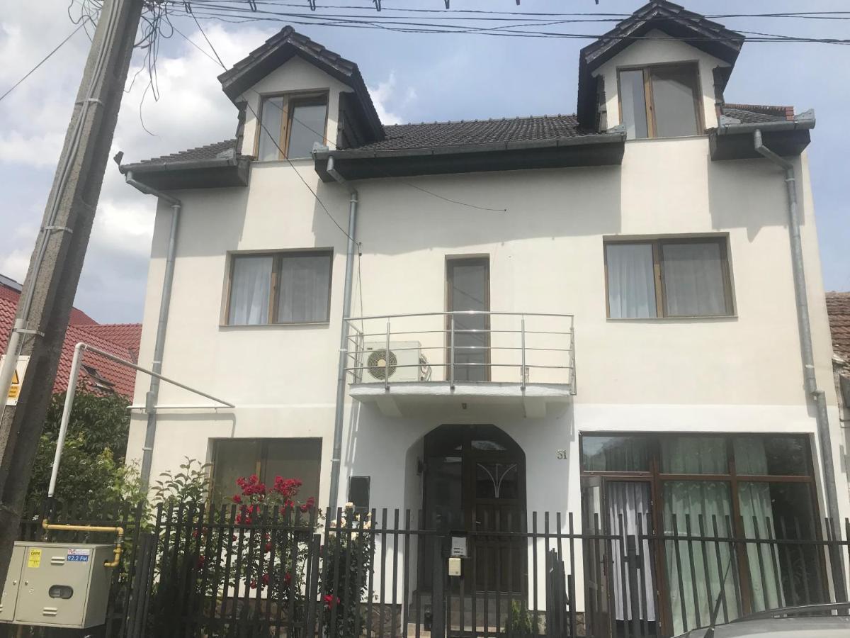 Spacious And Cozy 3Bd+Terrace Couples Apartment Timisoara Exterior photo